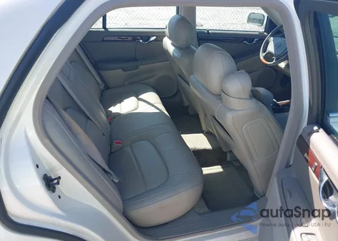 2003 Cadillac Deville Dts z USA, uszkodzony, nr VIN 1G6KF579X3U121594